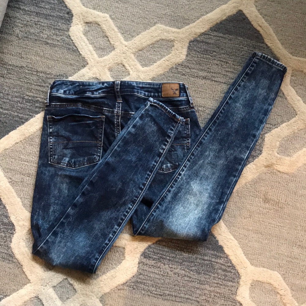 Womens AEO distressed jeans - Picture 2 of 4